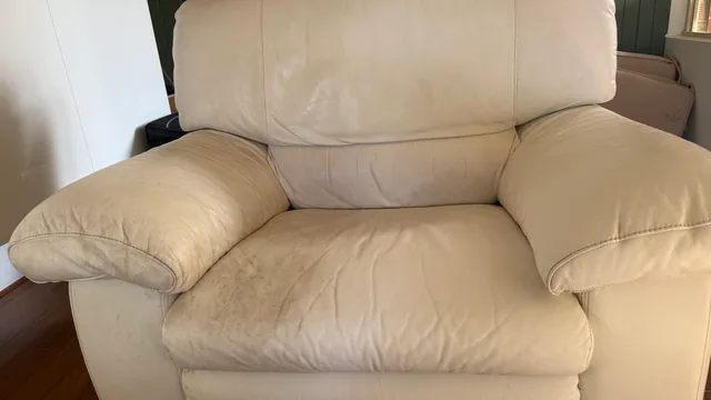 Leather armchair cleaning result